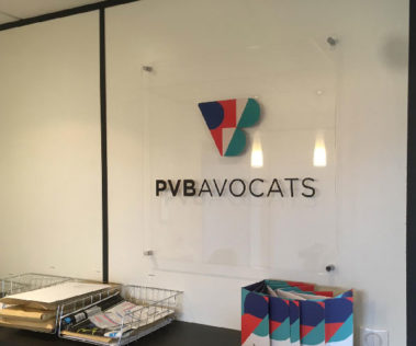 Signaletique plaque de porte plexi