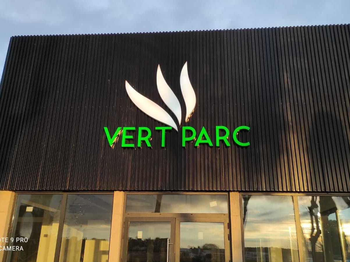 enseigne vert parc