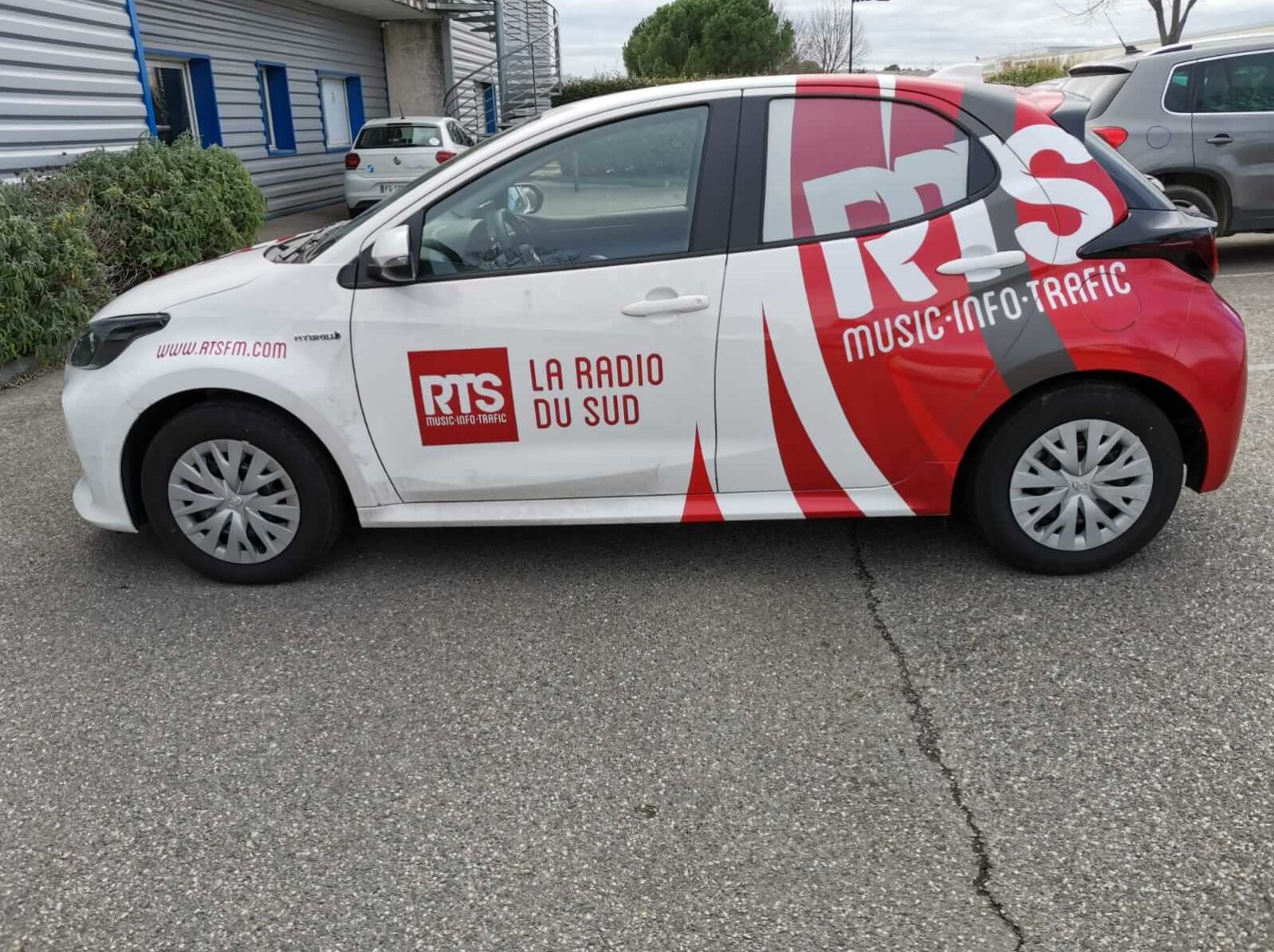 covering vehicule rts